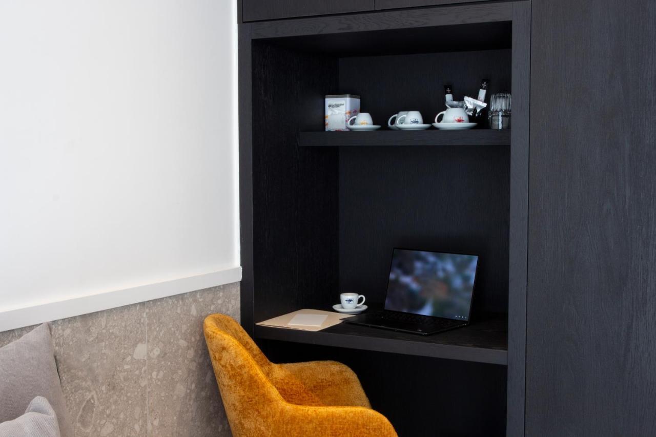 11Suites Aígion Luaran gambar