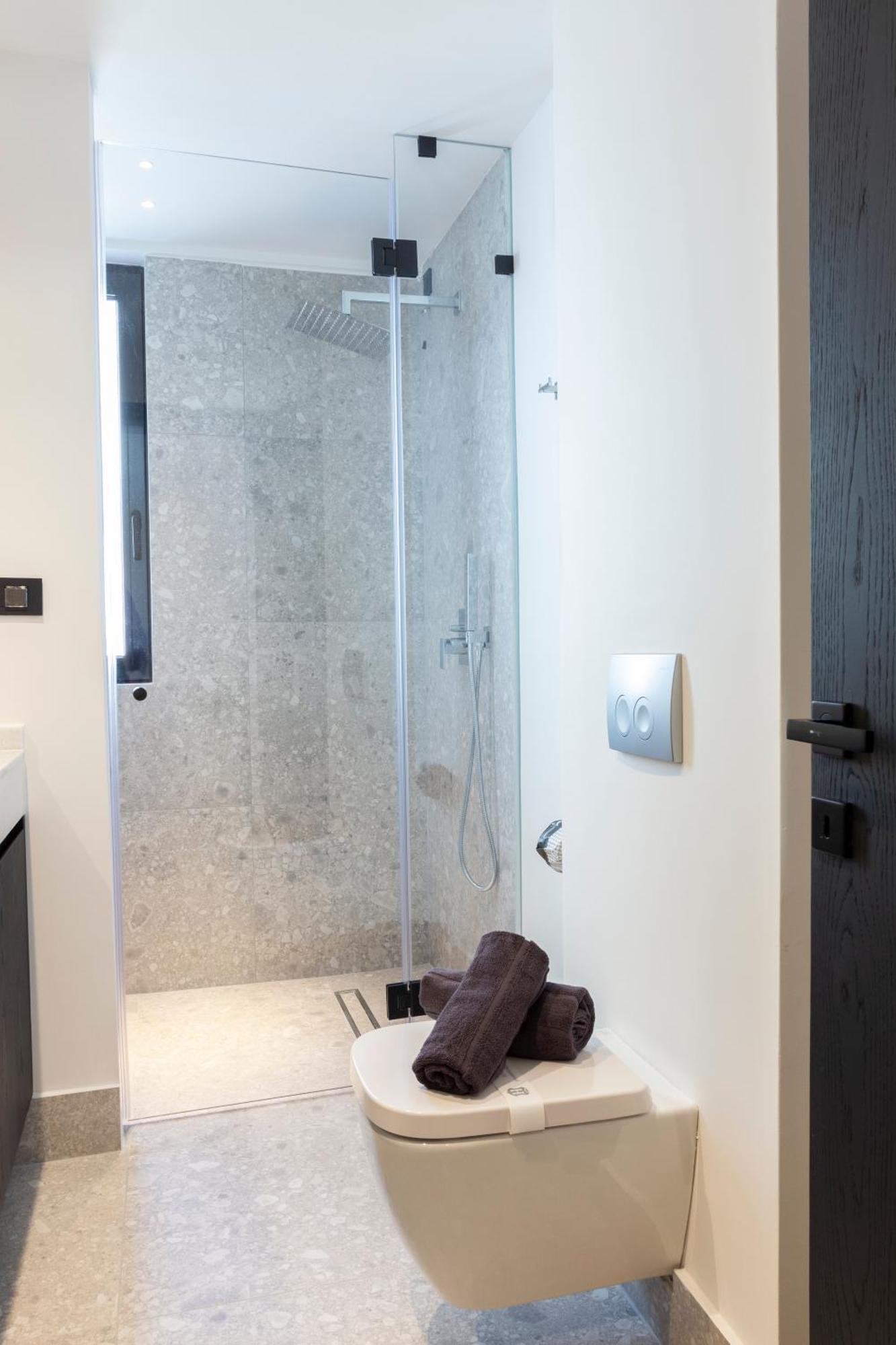 11Suites Aígion Bilik gambar